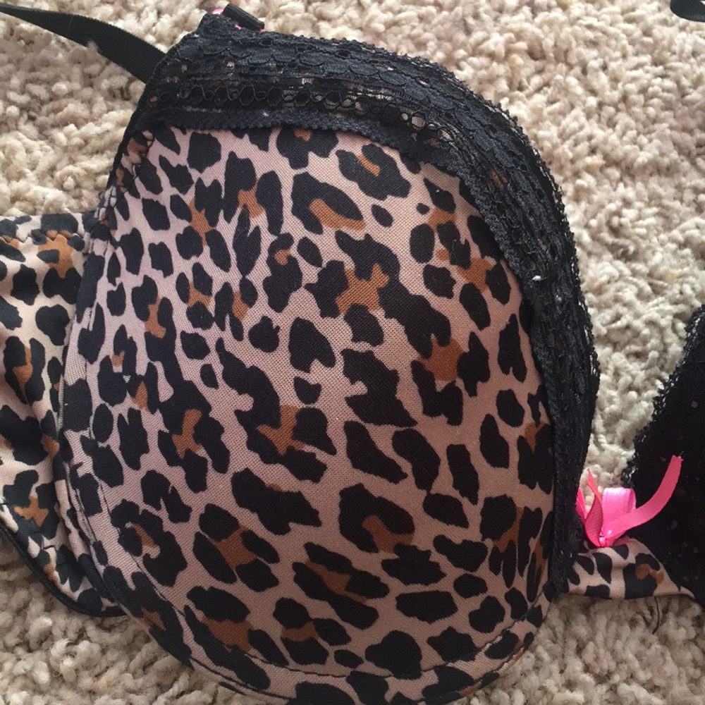 bra - Picture 2 of 2